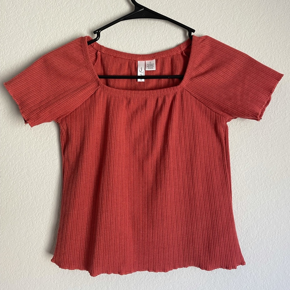 White fawn textured square neck girls tee - Picture 1 of 3
